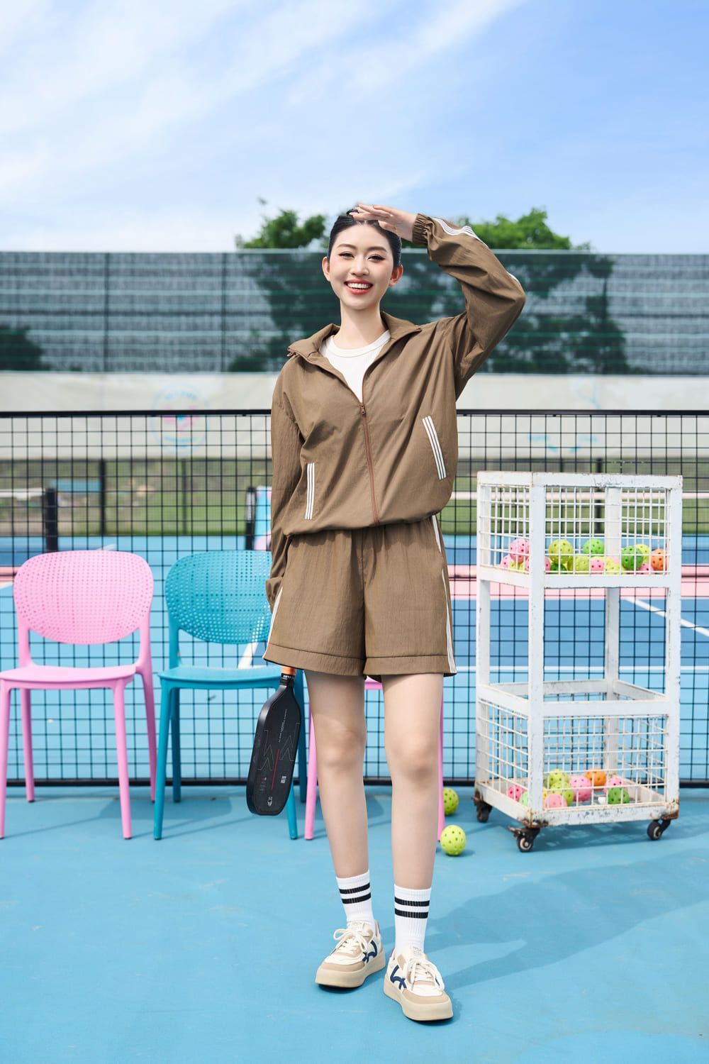 Áo khoác thô gió Sporty Chic dây trang trí viền cánh tay