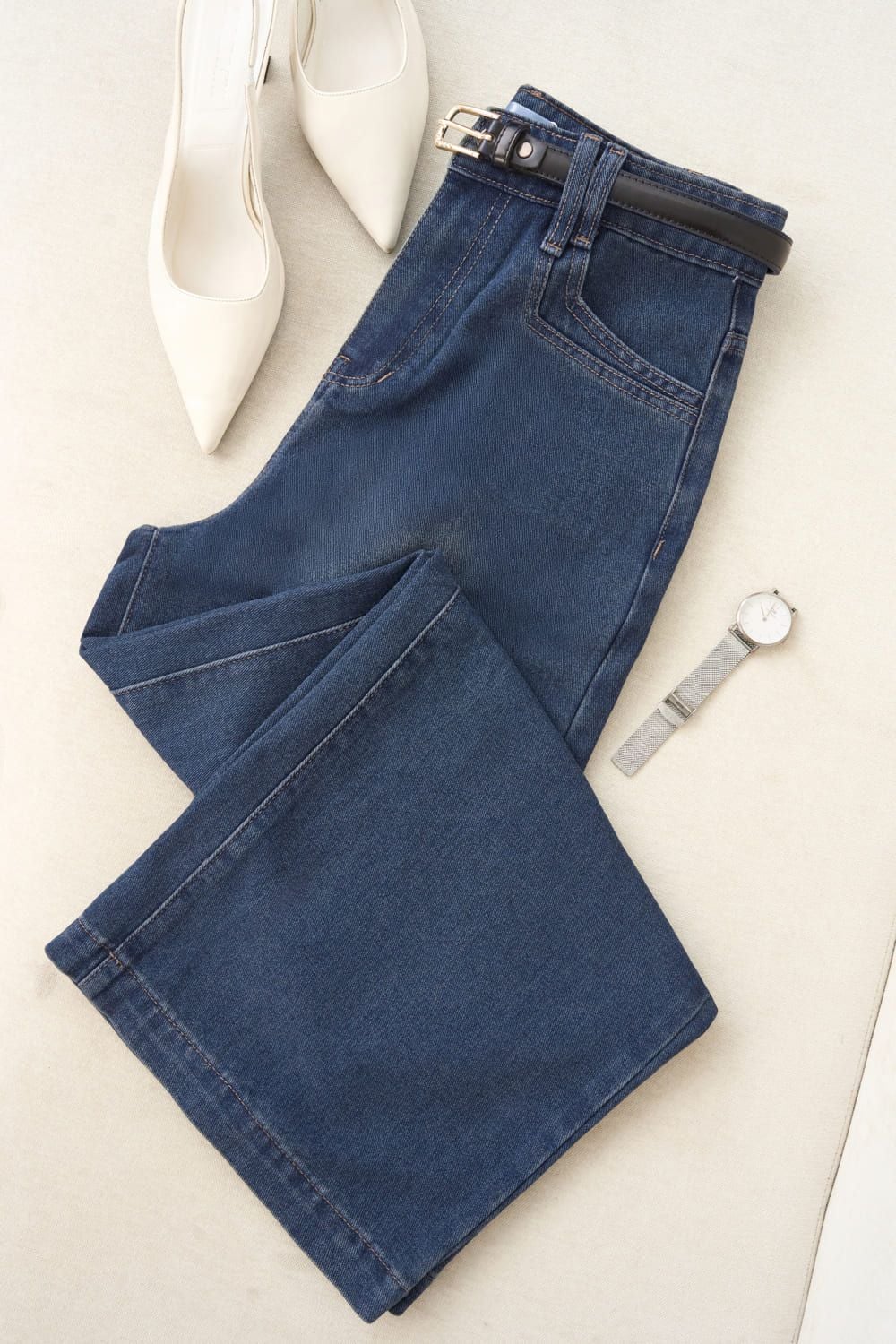 Quần jeans nữ Cardina dáng suông cạp cao mài nhẹ